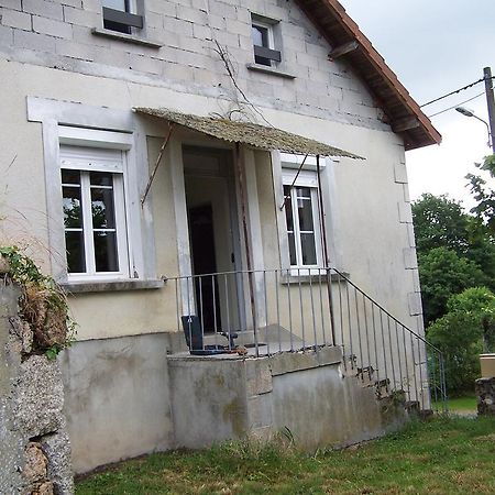 Gite Des Noisetiers Saint-Junien Exterior photo